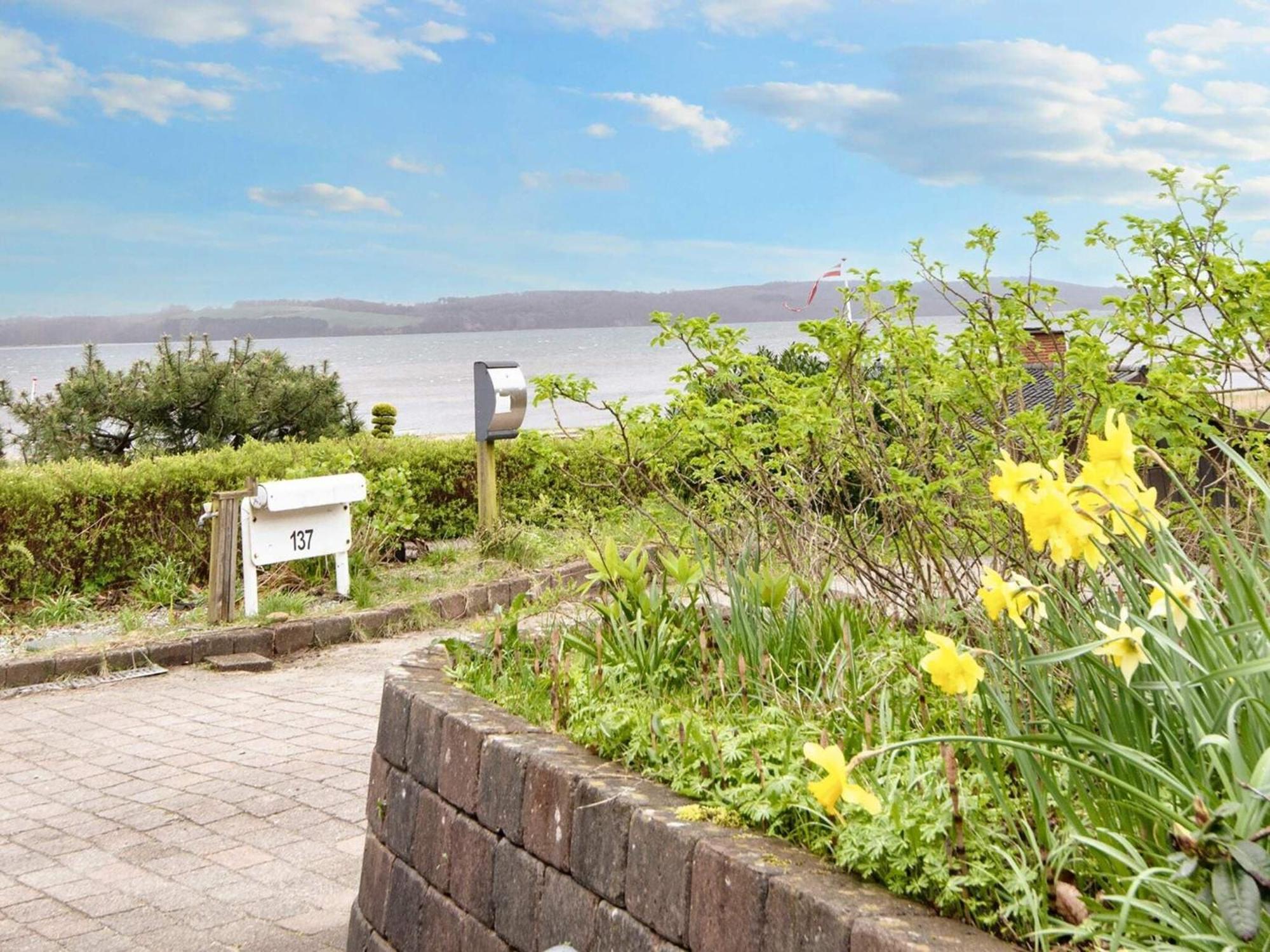 6 Person Holiday Home In B Rkop Børkop Extérieur photo